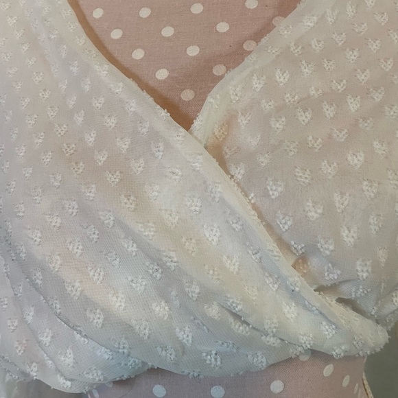 White Long Sleeved Crop Top A1 - Picture 4 of 6